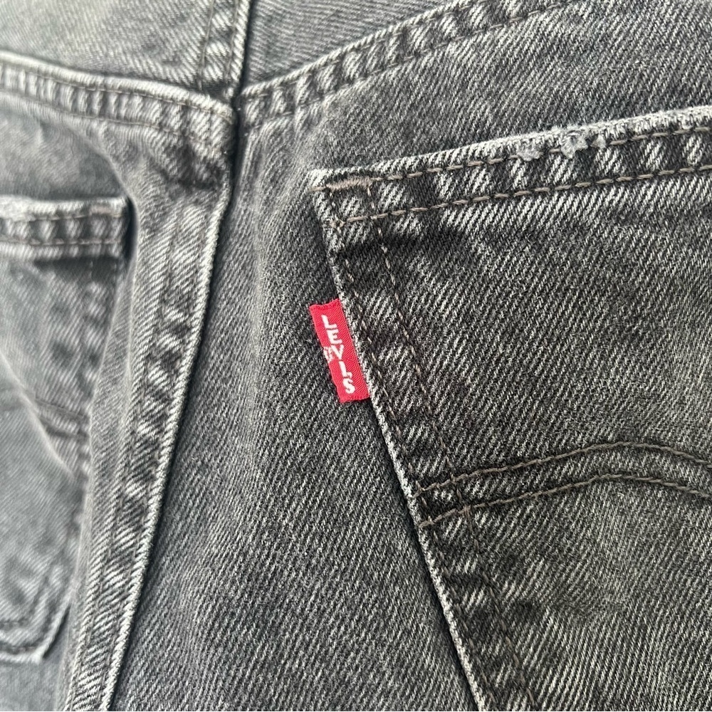 Levi’s Big E Premium Middy Straight Jeans – Mid-Rise – Faded Black – Size 27 - Picture 11 of 14